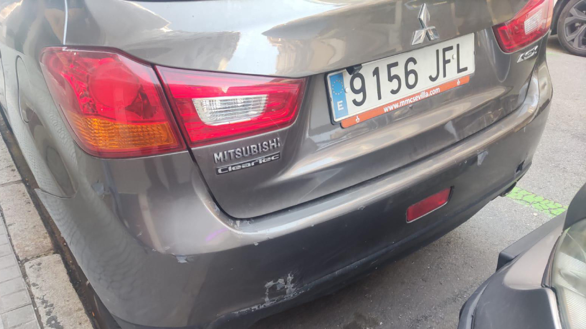El Mitsubishi ASX con matr&iacute;cula 9156 JFL, robado en la calle Monte Carmelo, en el barrio de Los Remedios (Sevilla).