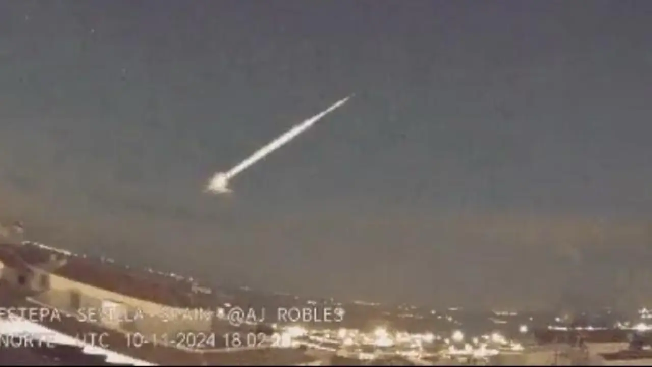 Imagen del b&oacute;lido vista desde Estepa (Sevilla). Autor: AJ Robles