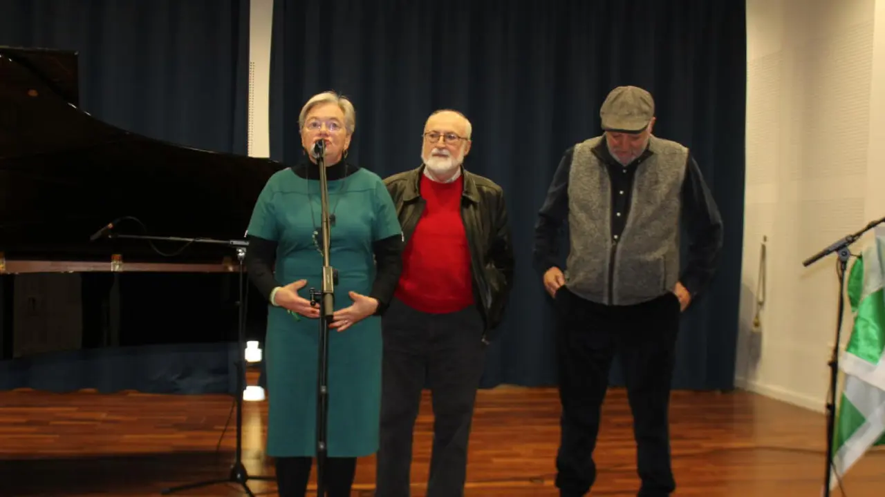 El Palacio de la M&uacute;sica de Herrera se llena para ver "Salud no responde".