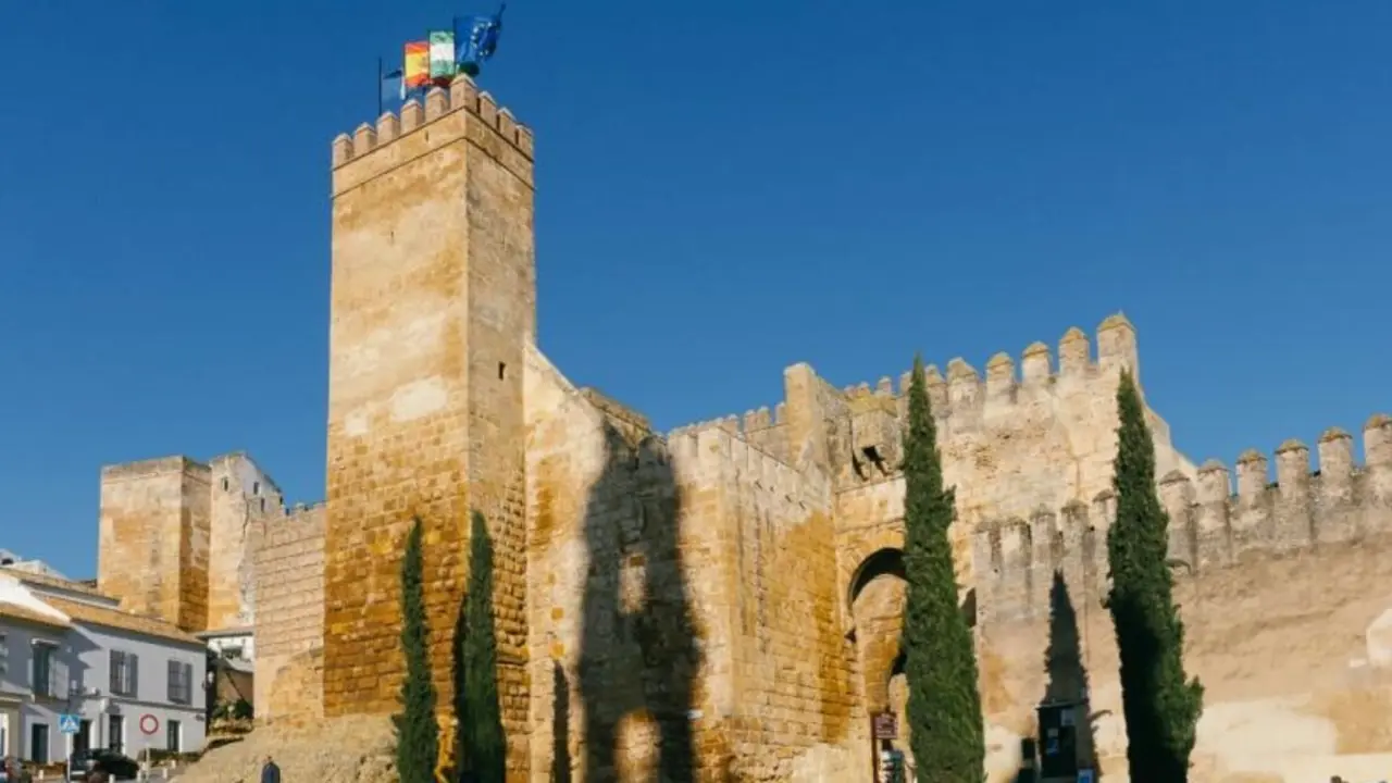 Alc&aacute;zar Carmona. Imagen de Turismo de la provincia de Sevilla.