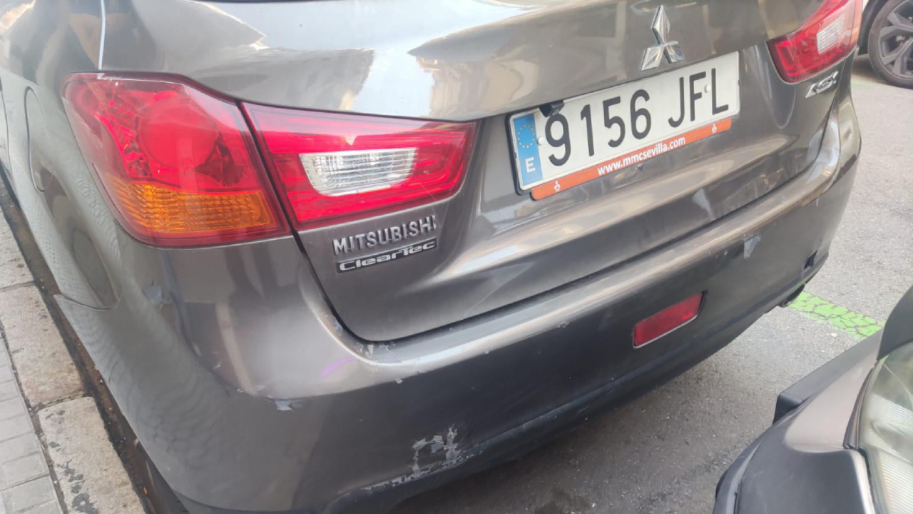 El Mitsubishi ASX con matr&iacute;cula 9156 JFL, robado en la calle Monte Carmelo, en el barrio de Los Remedios (Sevilla).