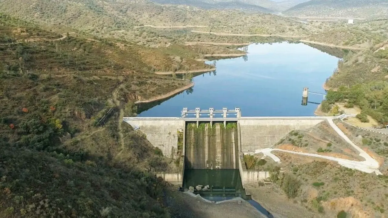 Embalse de La Minilla.