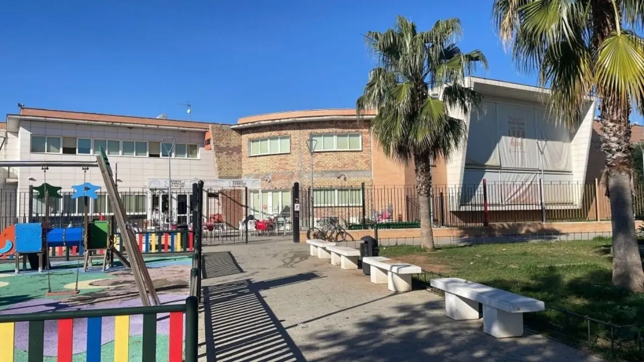 Centro C&iacute;vico La Estaci&oacute;n.