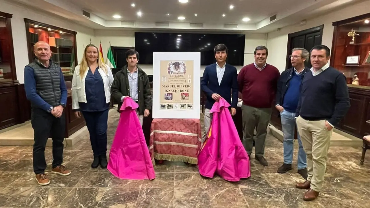 Presentaci&oacute;n del cartel de la novillada con picadores en Guillena.
