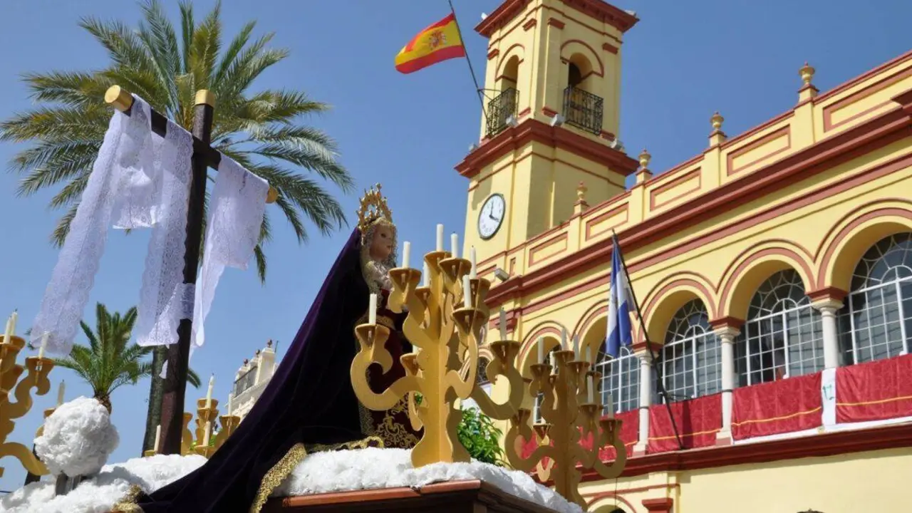 La procesi&oacute;n escolar del CEIP San Roque.