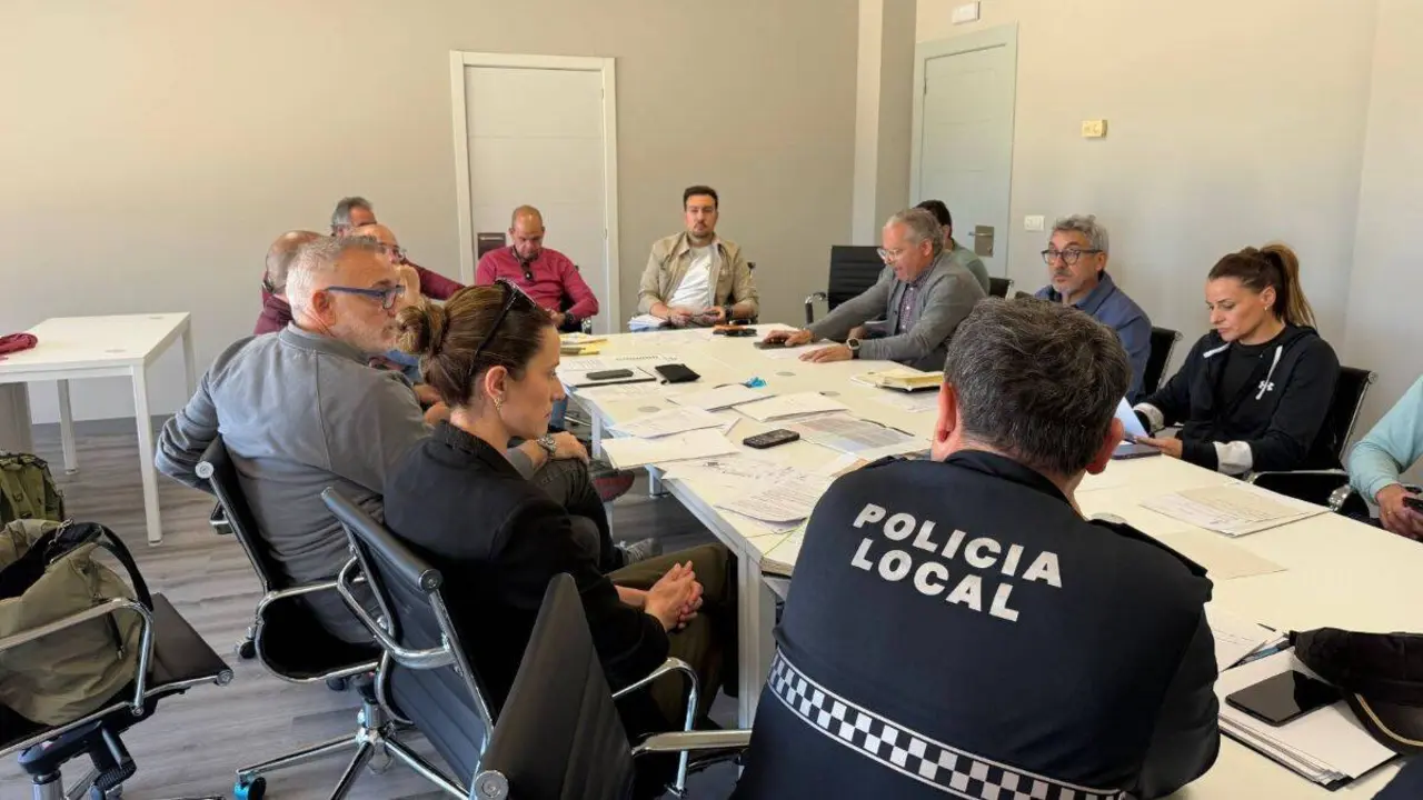 Reuni&oacute;n de coordinaci&oacute;n para los eventos &ldquo;Alcal&aacute; Suena a Carnaval&rdquo; y el PanarraFest.