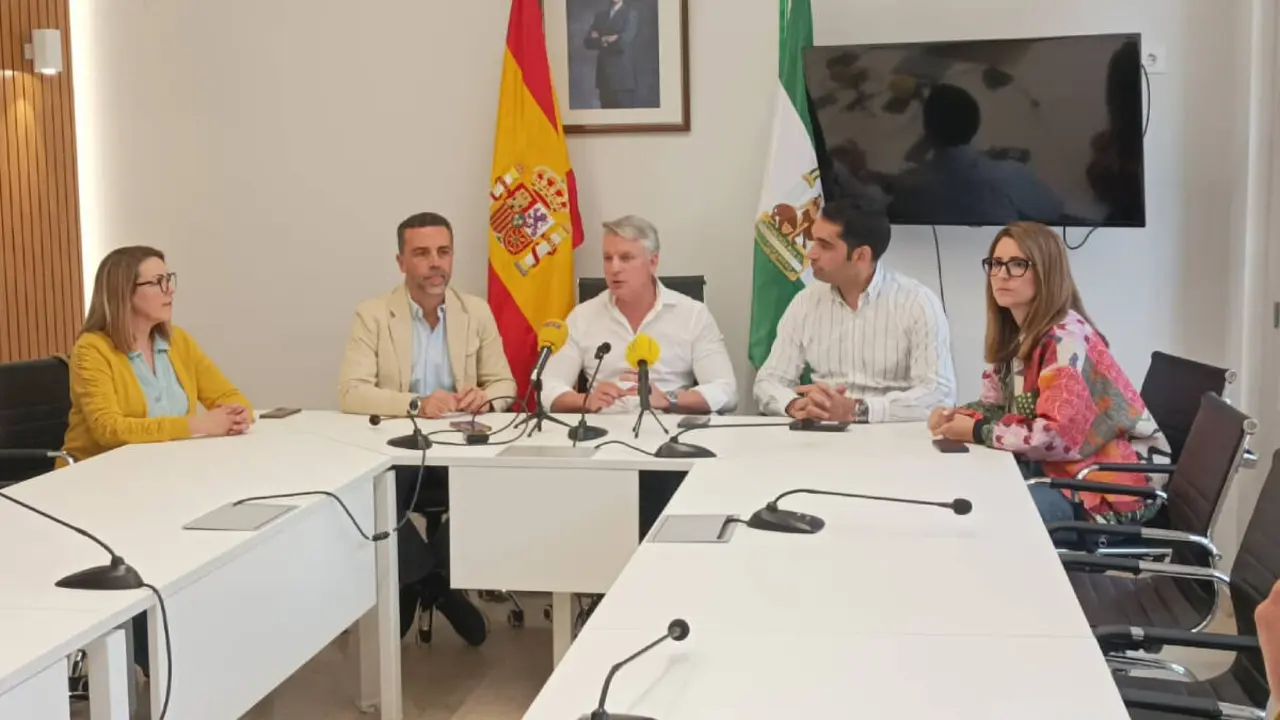 Compromiso de la Junta con el municipalismo y el PFEA en Herrera.