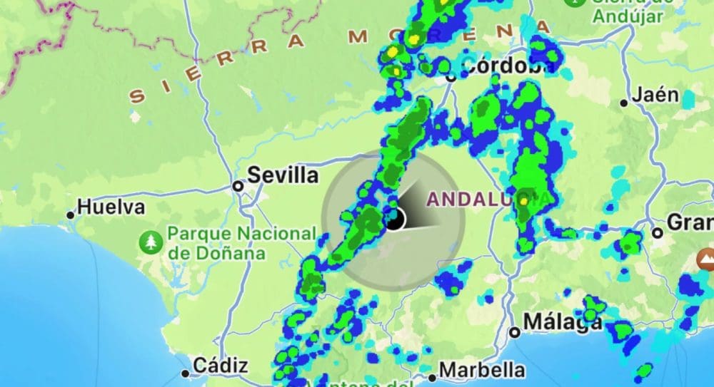 Último frente de lluvia de esta tarde de Lunes Santo. Rain Alarm. Radar.
